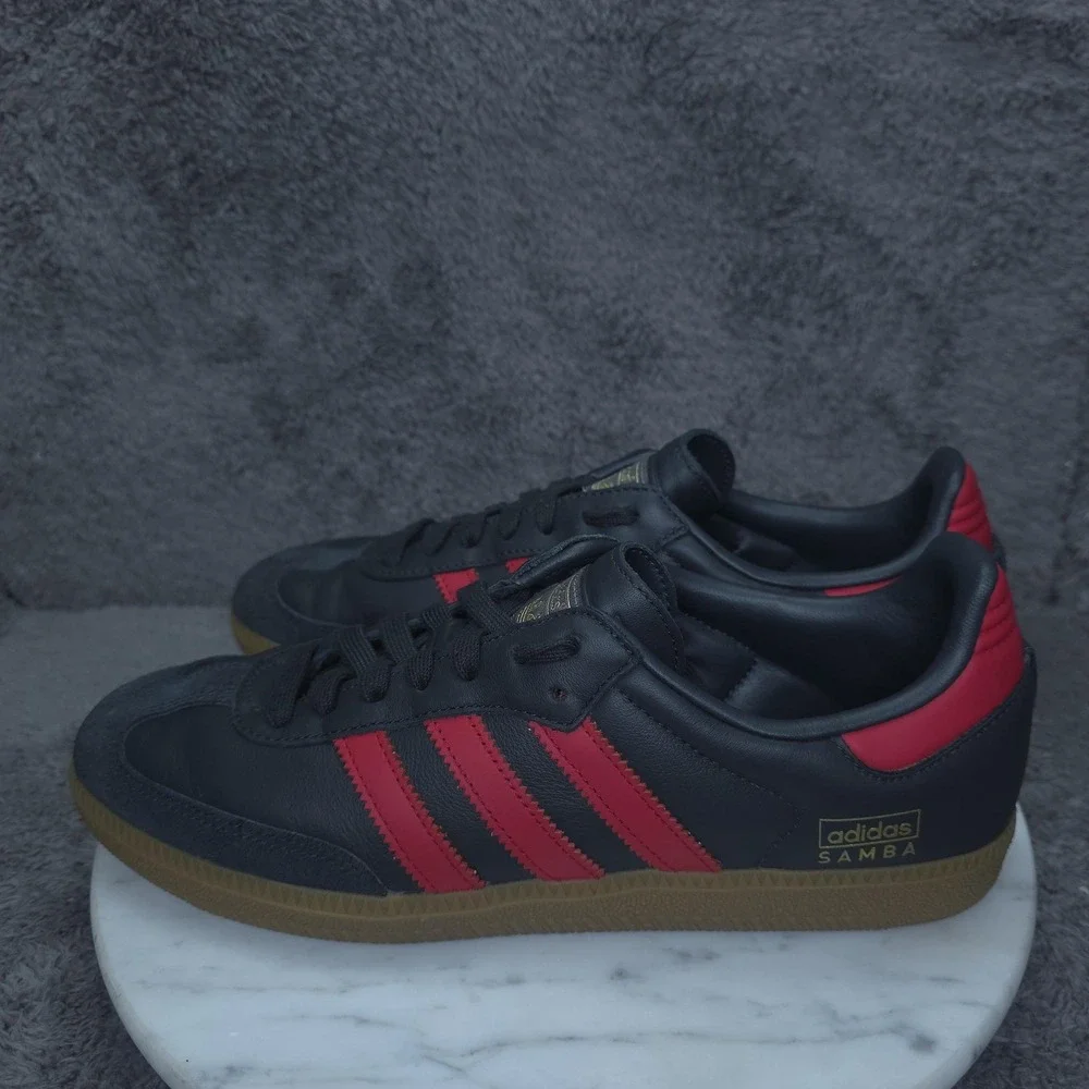 Adidas Samba Shoes Mens Size 8.5 Black Red Leather Gum Sole Soccer Sneakers